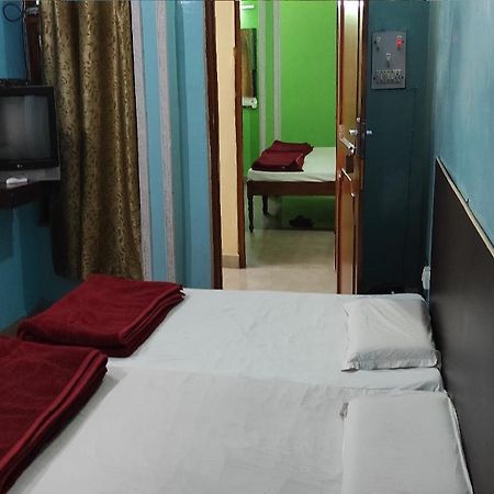 Hotel Avadh Balrāmpur Dış mekan fotoğraf